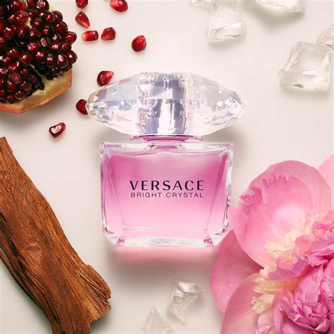 Versace bright crystal scent notes